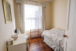 Photo 7- click for photo gallery